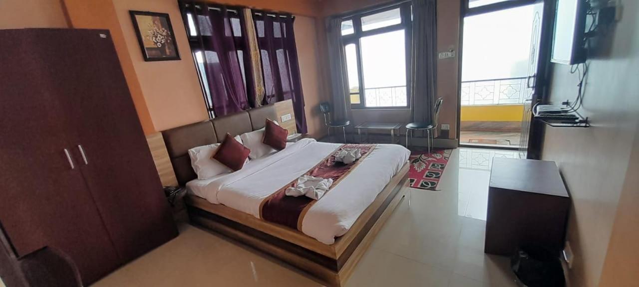 Jaswin Shanti Priya Darjeeling  Exterior photo